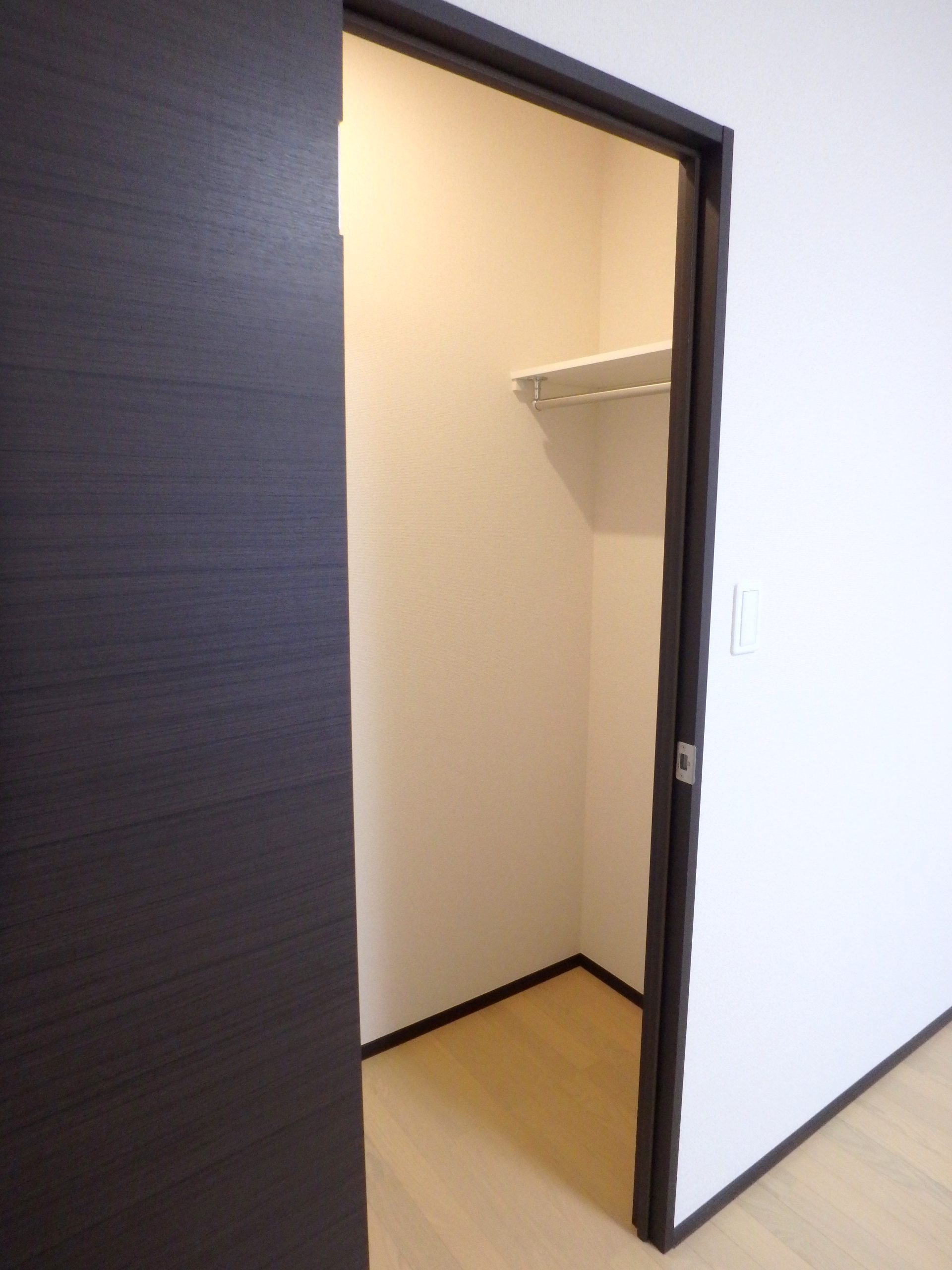 ＫＯＲＡＫＵⅢ クローゼット