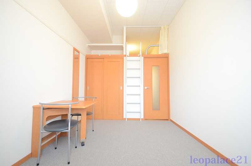 レオパレスフラワーⅢ 同タイプの物件写真です。