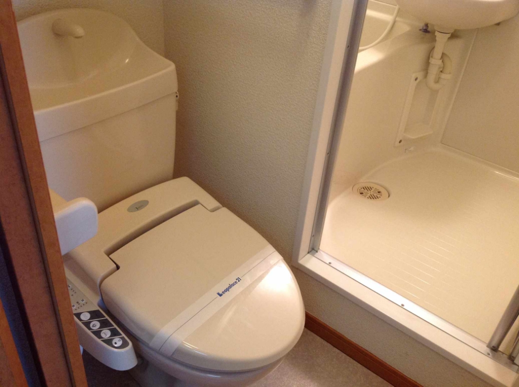 レオパレスブライト　ビューティ 温水洗浄機付便座