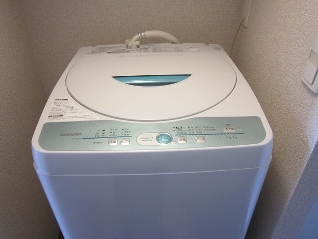 レオパレスリベェール 洗濯機付いてます