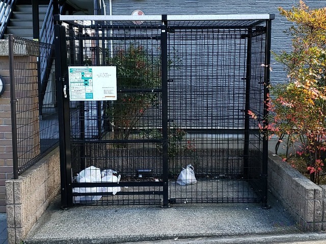 レオパレス寿 ゴミ置場