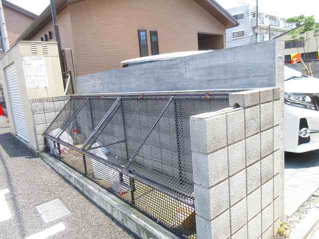 レオパレス浦和南 その他