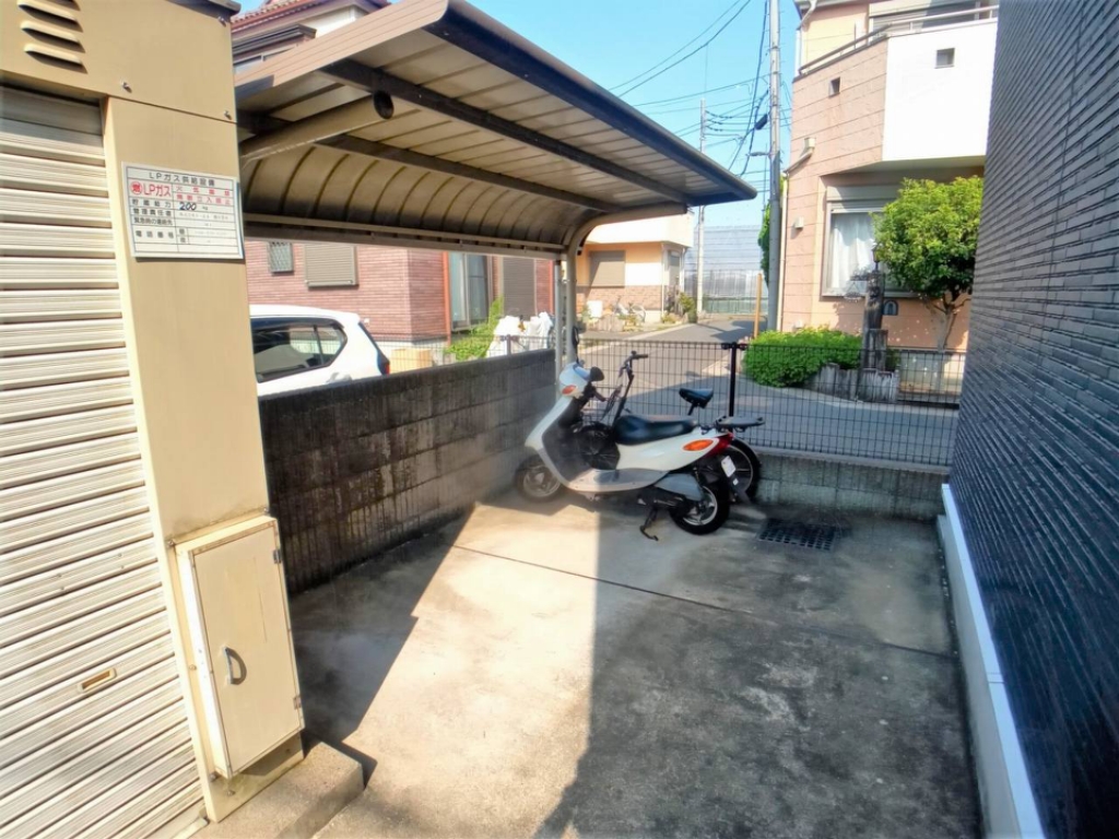 レオネクストサトハイツ 駐輪場完備