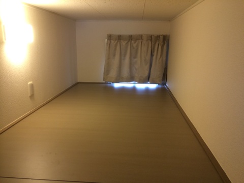 レオパレスコンフォート佐藤 ロフトです。