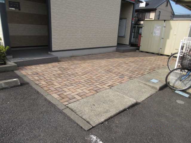 レオパレスレーブメルベーユ その他