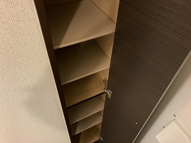 レオネクストペンタス 下駄箱
