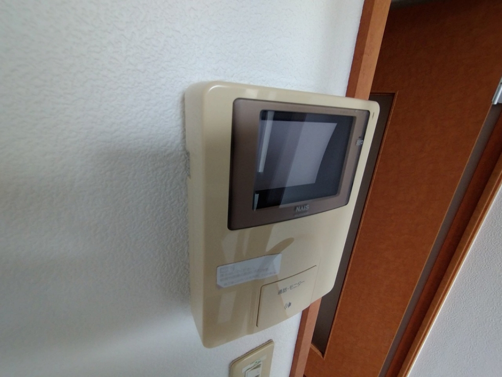 レオパレスパッシモ モニターホン設置