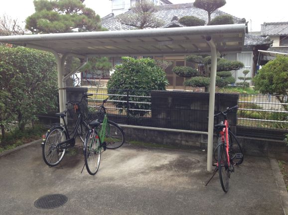 レオパレスＳＡＫＵＲＡ 駐輪場