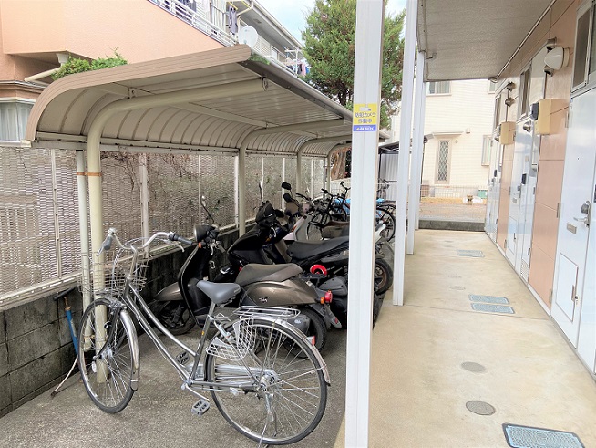 レオパレスみのり 駐輪場
