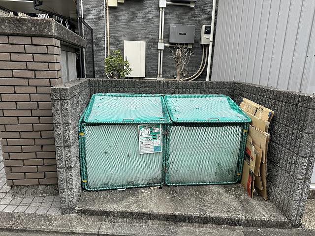 レオパレスリバーサイド晶栄 ゴミ置き場です。