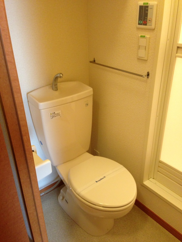 レオパレスワカホ バス・トイレ別のセパレートタイプ