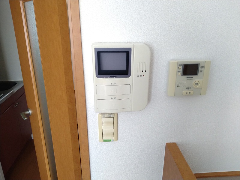 レオパレスエクレール モニターホン標準設置