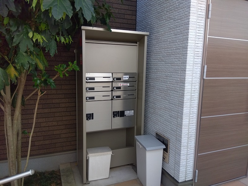 クレイノプラムテラス　粕谷 集合ポスト