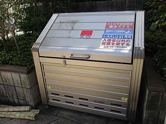 レオネクストウィルベーネ小竹 ゴミ置場